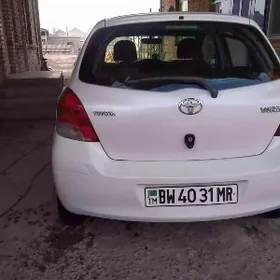 Toyota Yaris 2008