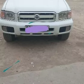 Nissan Pathfinder 2001