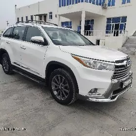 Toyota Highlander 2015
