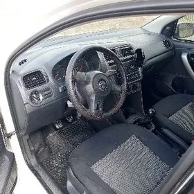 Volkswagen Polo 2013