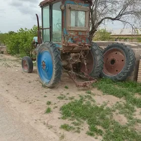 MTZ T-28 1993