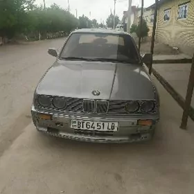 BMW 325 1989