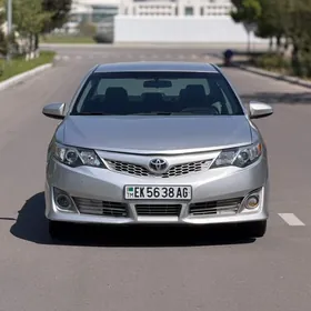 Toyota Camry 2013