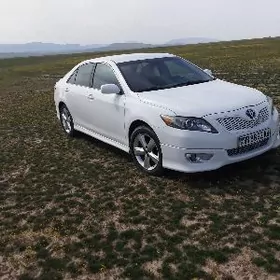 Toyota Camry 2010