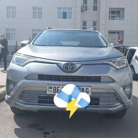 Toyota RAV4 2017