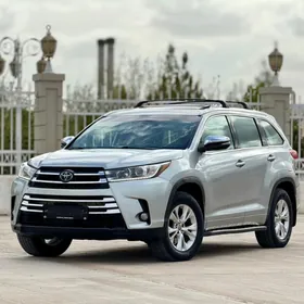 Toyota Highlander 2019