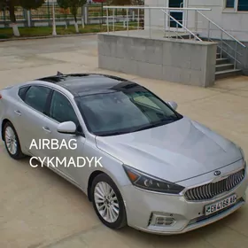 Kia Cadenza 2017