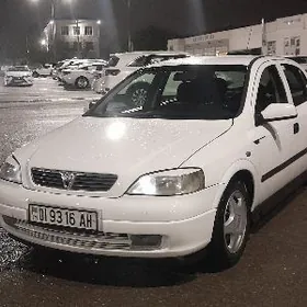 Opel Astra 2000