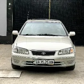 Toyota Camry 1998