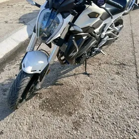 Yamaha Artistic 2022