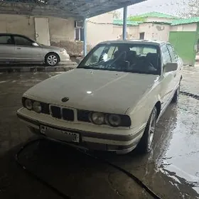 BMW 525 1993