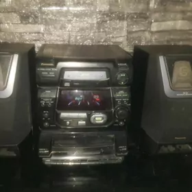 музыкальный центр