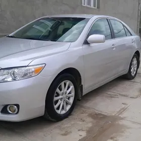 Toyota Camry 2011