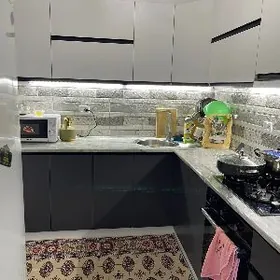 6мкр по худ-ва продается кварт