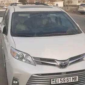 Toyota Sienna 2006