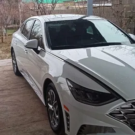 Hyundai Sonata 2022
