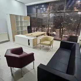 Arenda ofis 4 komnat 160 kw