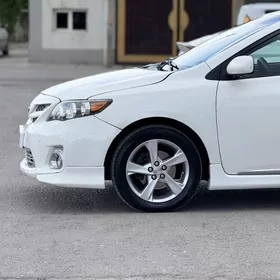 Toyota Corolla 2011