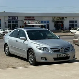 Toyota Camry 2011