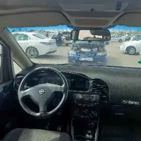 Opel Zafira 1999