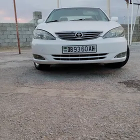 Toyota Camry 2004