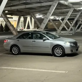 Toyota Camry 2011