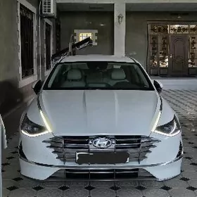 Hyundai Sonata 2021