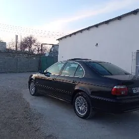 BMW E39 1999