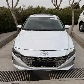 Hyundai Elantra 2021