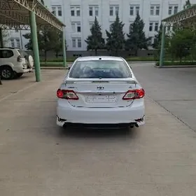Toyota Corolla 2011