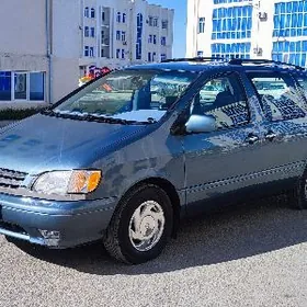 Toyota Sienna 2002