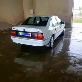 Opel Vectra 1990