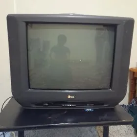 TELEWIZOR   LG