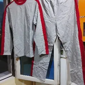 спортивный костюм