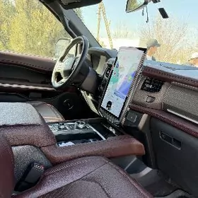 Ford Expedition 2024