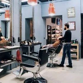 PARIKMAHERE YER GEREK