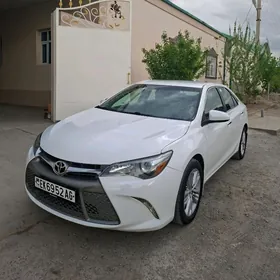 Toyota Camry 2017