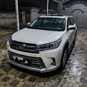 Toyota Highlander 2016