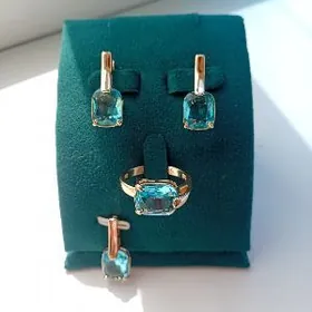 Komplekt gulakhalka yuzuk klon