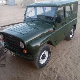 UAZ 469 2001