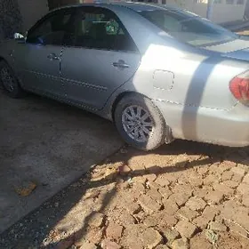 Toyota Camry 2005