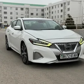 Nissan Maxima 2021