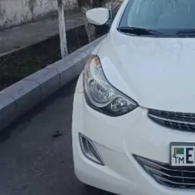 Hyundai Elantra 2013