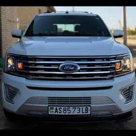 Ford Expedition 2021