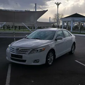 Toyota Camry 2011