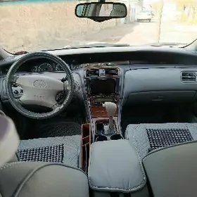 Toyota Avalon 2000