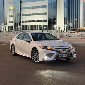 Toyota Camry 2023