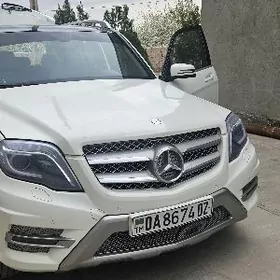 Mercedes-Benz GLK 350 2011