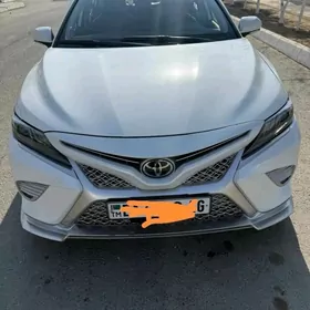 Toyota Camry 2023