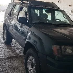 Nissan Pathfinder 2001